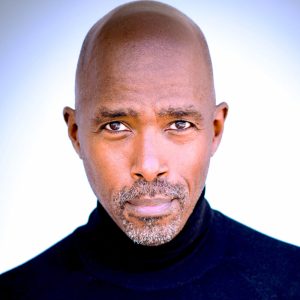 ntare_selfie_first_choice_crop_web-1-1000x1000